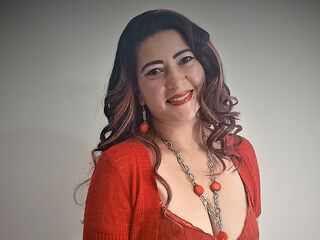 girl showing tits ZaraArdientes