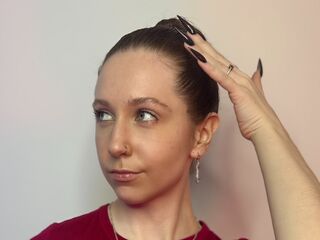 topless webcamgirl ZoilaFerentz